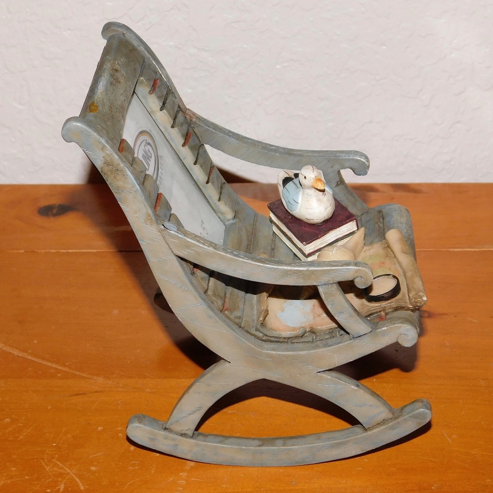 Young's Inc. Resin Rocking Chair Picture Frame - Picture 6 of 8